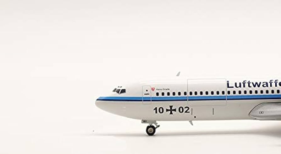 Amazon | INFLIGHT 1/200 完成品 ドイツ Luftwaffe for BOEING